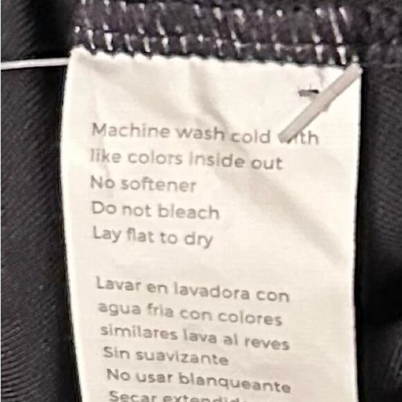 Fabletics Faye High Impact Sports Bra Size Small NWT - Picture 7 of 7